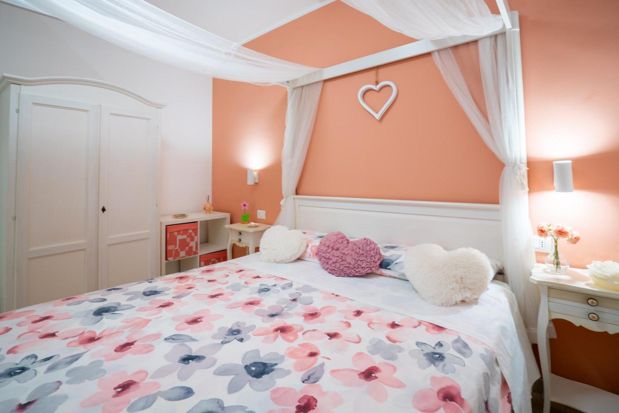 Petali Rosa - Dimora Peonia Villa โปลีญาโนอามาเร ภายนอก รูปภาพ